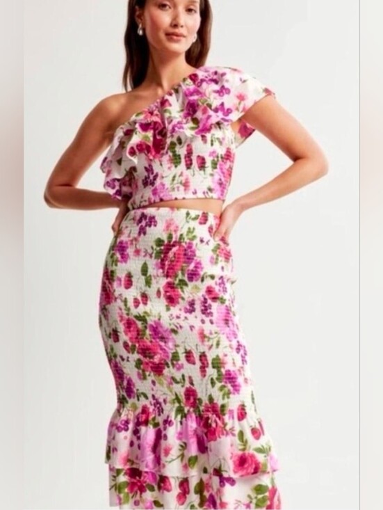Abercrombie & Fitch Dresses & Skirts - NWT Abercrombie & Fitch Floral Ruffle Skirt and Top - White with Pink & Red